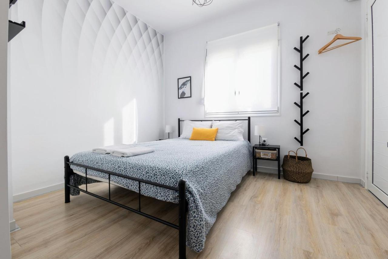Cozy Studio, Near Airport & Sea Apartment Pórto Ráfti Екстериор снимка