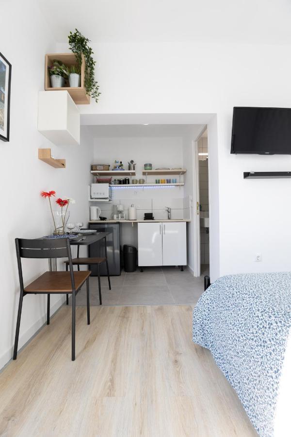 Cozy Studio, Near Airport & Sea Apartment Pórto Ráfti Екстериор снимка