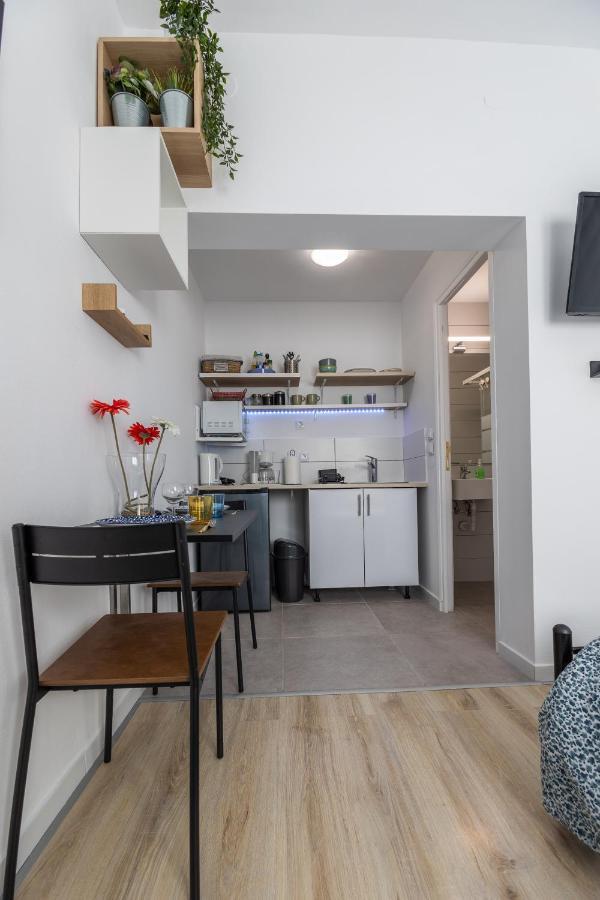 Cozy Studio, Near Airport & Sea Apartment Pórto Ráfti Екстериор снимка